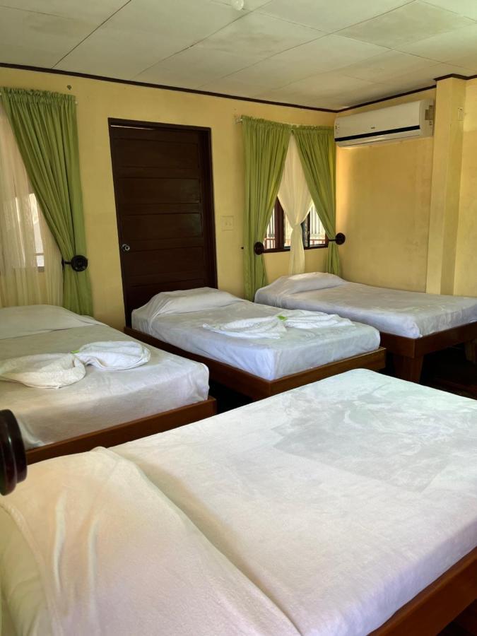 Hotel Sierpe River- Oleaje Sereno Kültér fotó