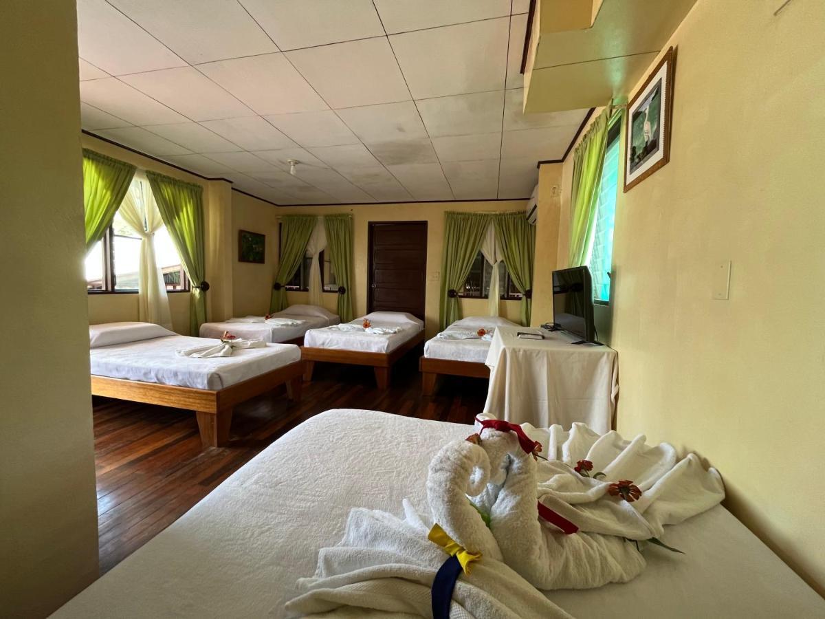 Hotel Sierpe River- Oleaje Sereno Kültér fotó